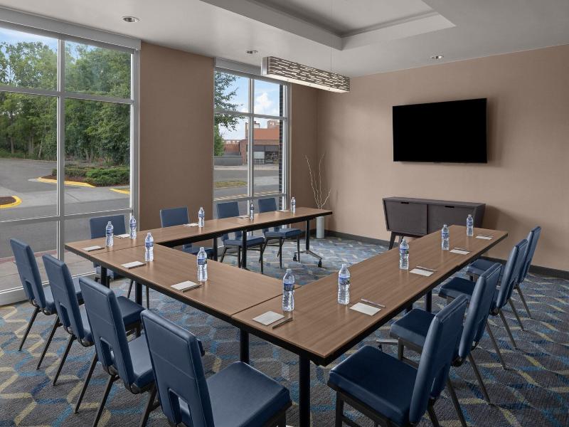 Residence Inn by Marriott Durham Duke University M image