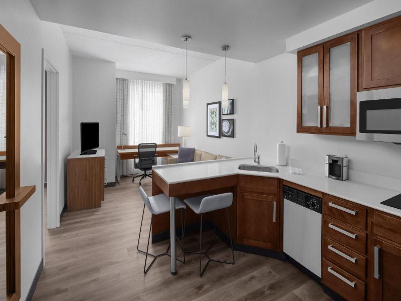 Residence Inn by Marriott Durham Duke University M image