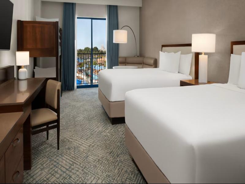 Courtyard by Marriott Anaheim Theme Park Entrance image
