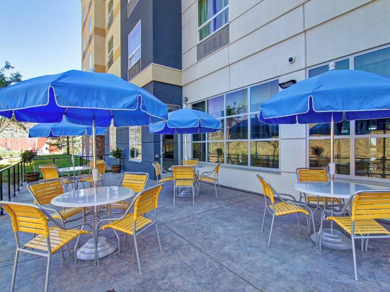 Fairfield Inn & Suites Kamloops