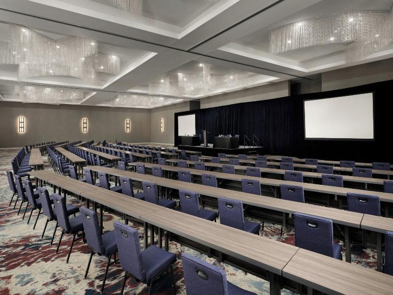 TownePlace Suites Dallas DFW Airpt North/Grapevine image