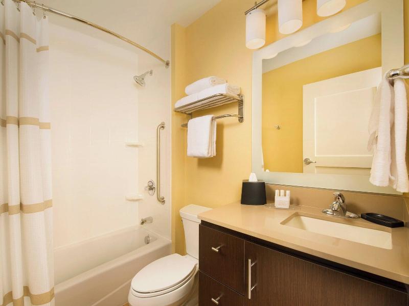 TownePlace Suites Dallas DFW Airpt North/Grapevine image