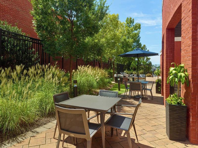 Courtyard Carrollton image