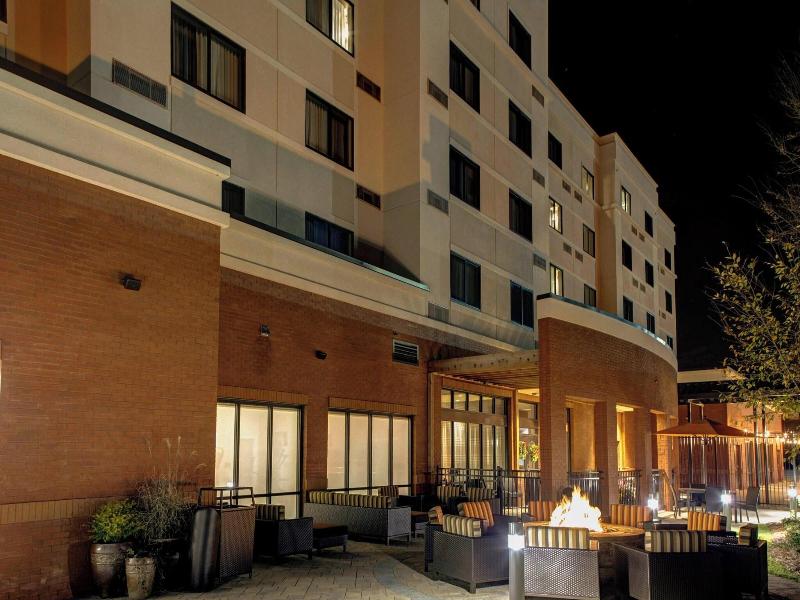 Courtyard Carrollton image