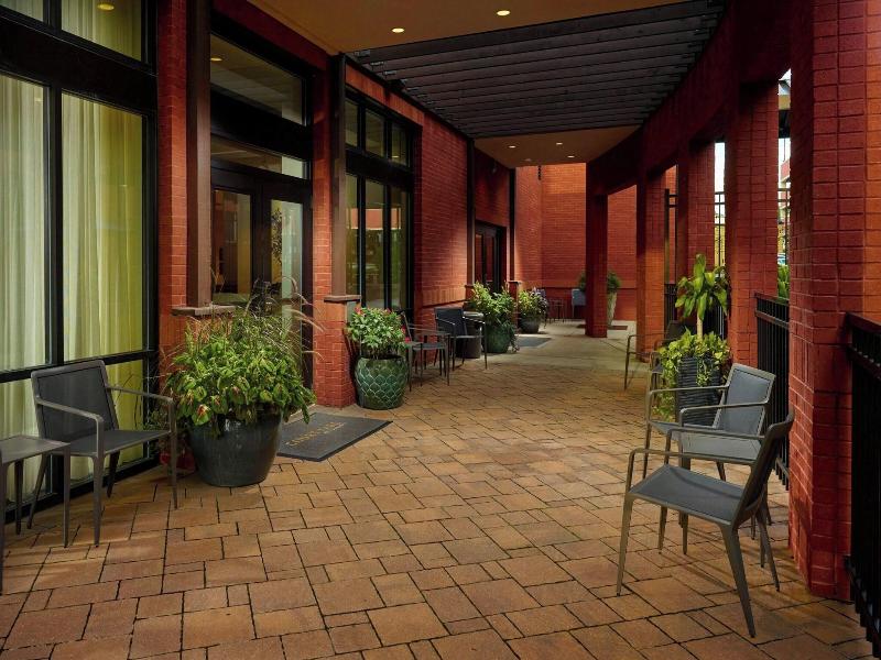 Courtyard Carrollton image