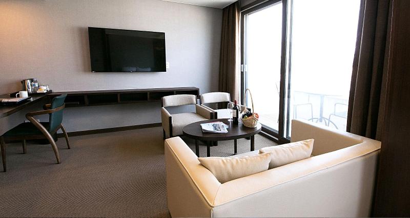 M Stay Hotel Jeju image