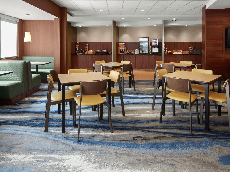 Fairfield Inn & Suites Rehoboth Beach image