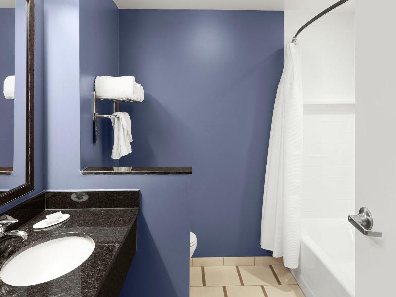 Fairfield Inn & Suites Rehoboth Beach image