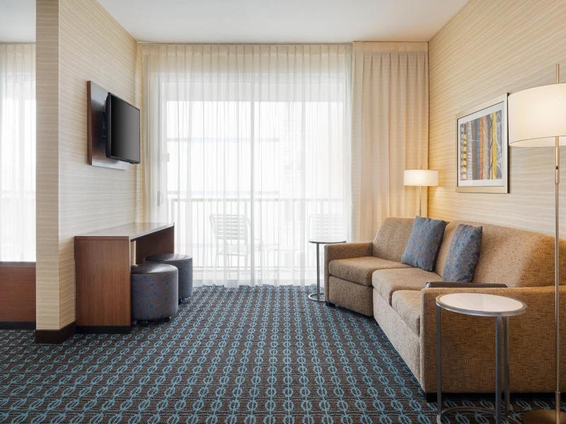 Fairfield Inn & Suites Los Angeles LAX/El Segundo image