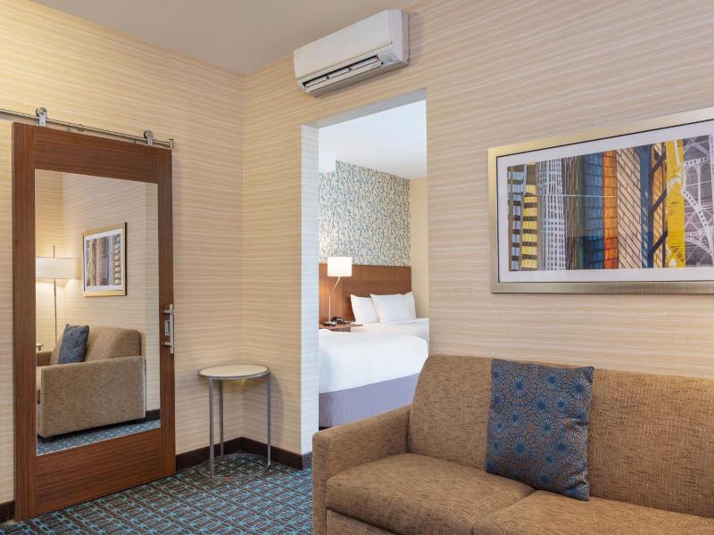 Fairfield Inn & Suites Los Angeles LAX/El Segundo image