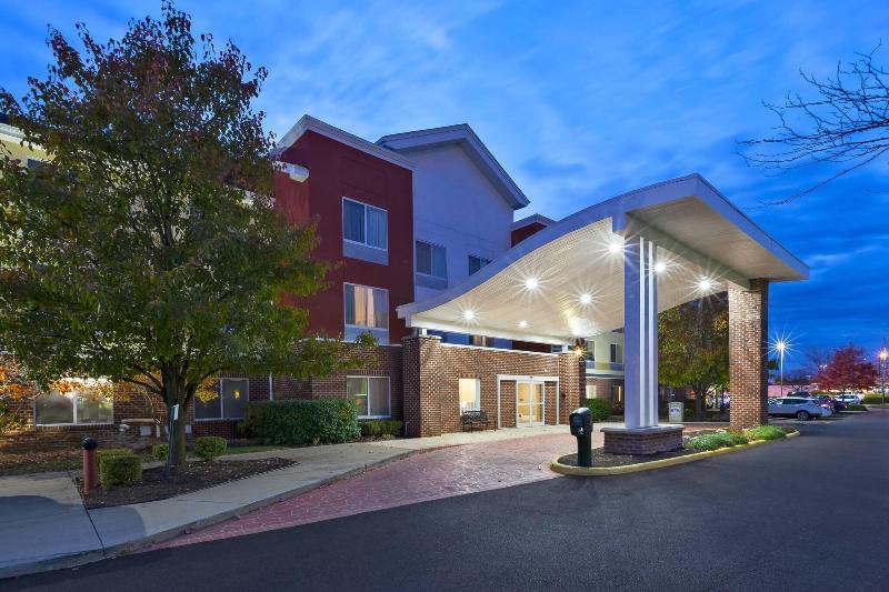Fairfield Inn & Suites Columbus East image