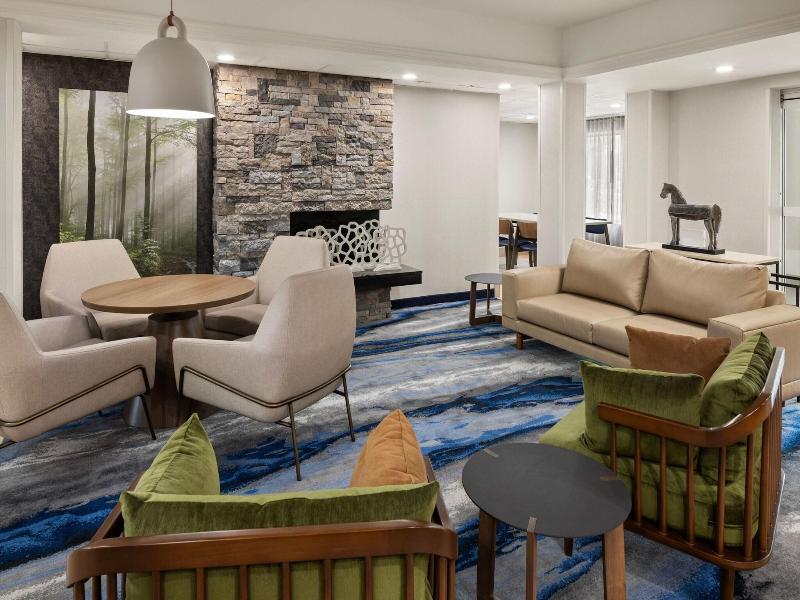 Fairfield Inn & Suites Columbus East image