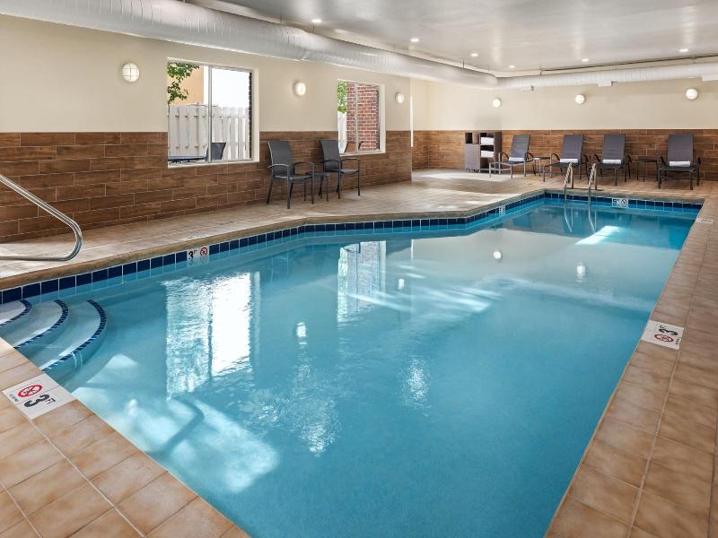 Fairfield Inn & Suites Columbus East image