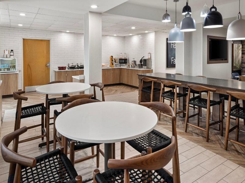 Fairfield Inn & Suites Columbus East image