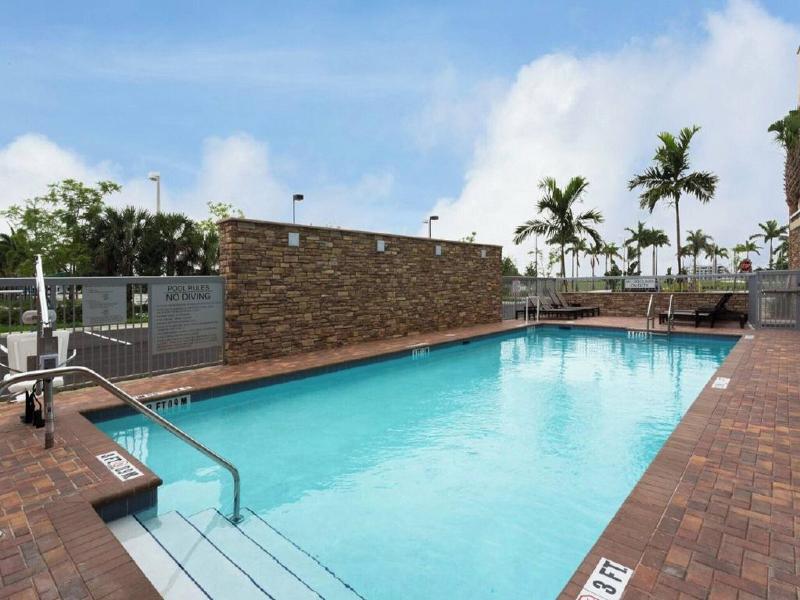 Fairfield Inn &Suites Ft Lauderdale Pembroke Pines image