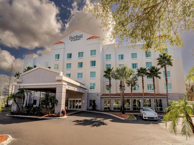 Fairfield Inn & Suites by Marriott Butler Blvd image