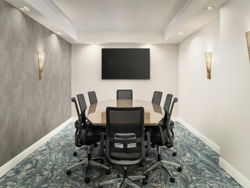 Fairfield Inn & Suites by Marriott Butler Blvd image