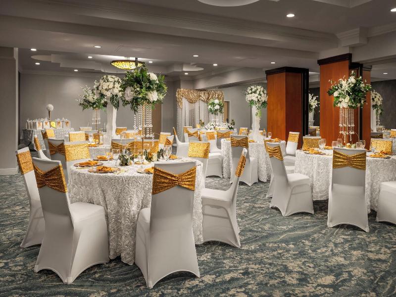 Fairfield Inn & Suites by Marriott Butler Blvd image