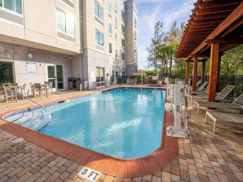 Fairfield Inn & Suites by Marriott Butler Blvd image