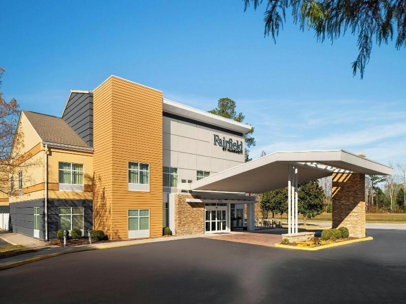 Fairfield Inn & Suites Chesapeake Suffolk image