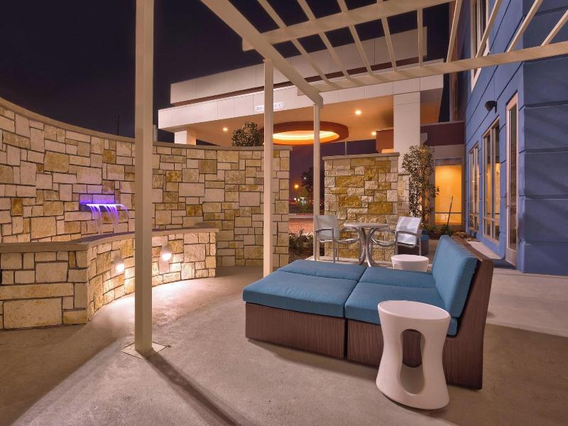 SpringHill Suites Houston I-45 North image