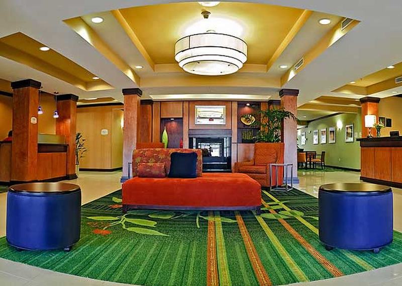 Fairfield Inn & Suites by Marriott Columbia NE