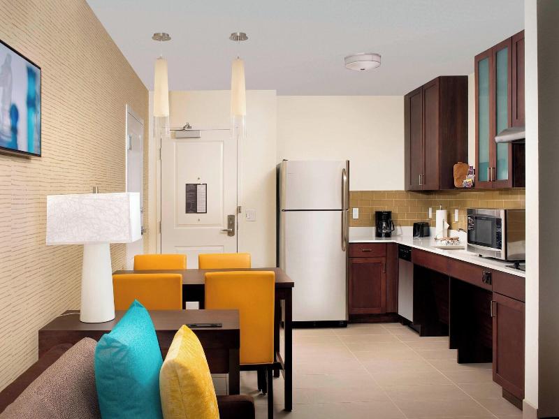 Residence Inn Miami Airport West/Doral image