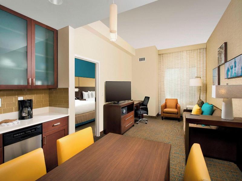 Residence Inn Miami Airport West/Doral image