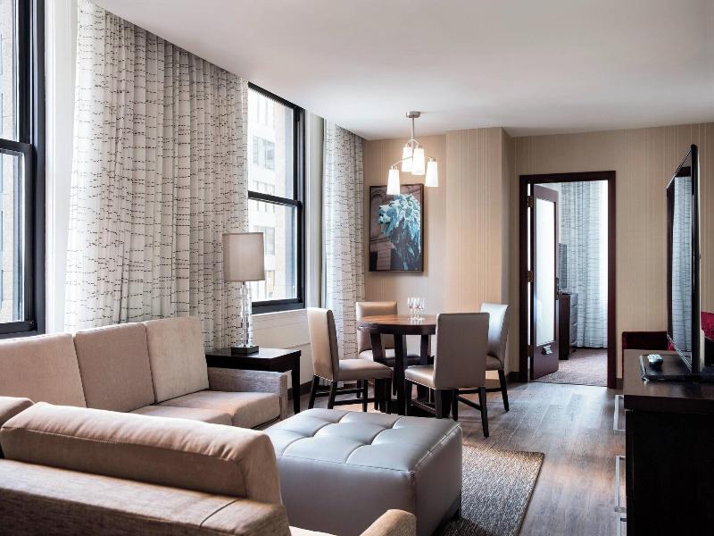 Residence Inn Chicago Downtown/Loop image
