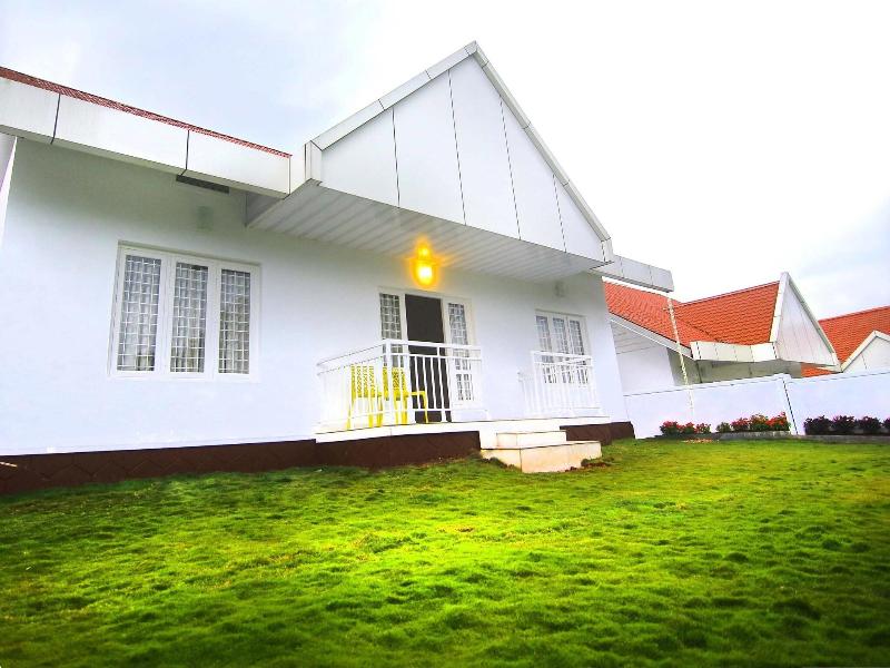 The Fog Resort Munnar image