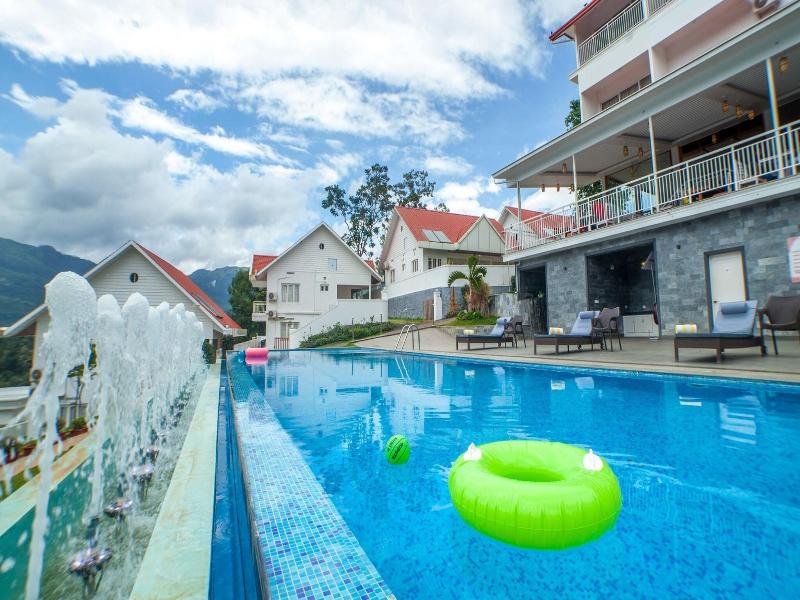 The Fog Resort Munnar image