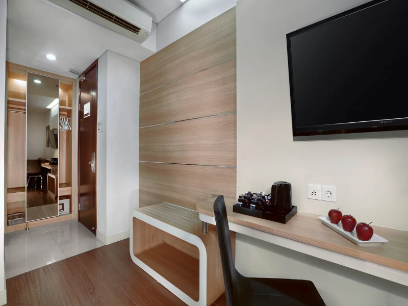 Hotel Neo Gubeng by ASTON image