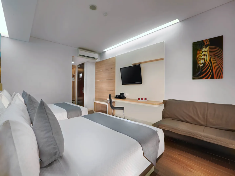 Hotel Neo Gubeng by ASTON image