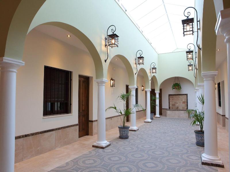 Hostal Garlu image