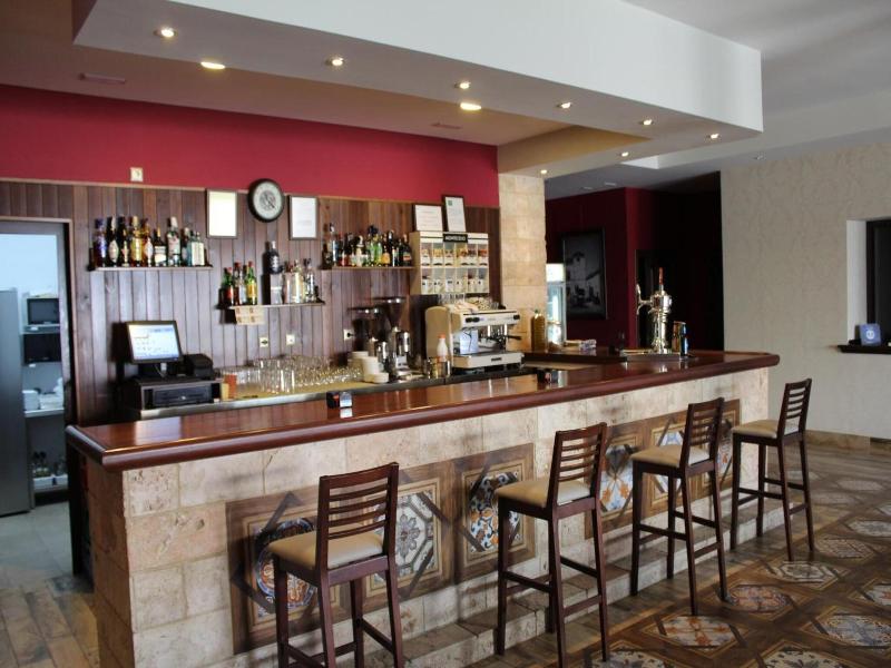 Hostal Garlu image