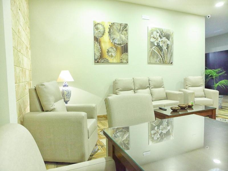 Hostal Garlu image