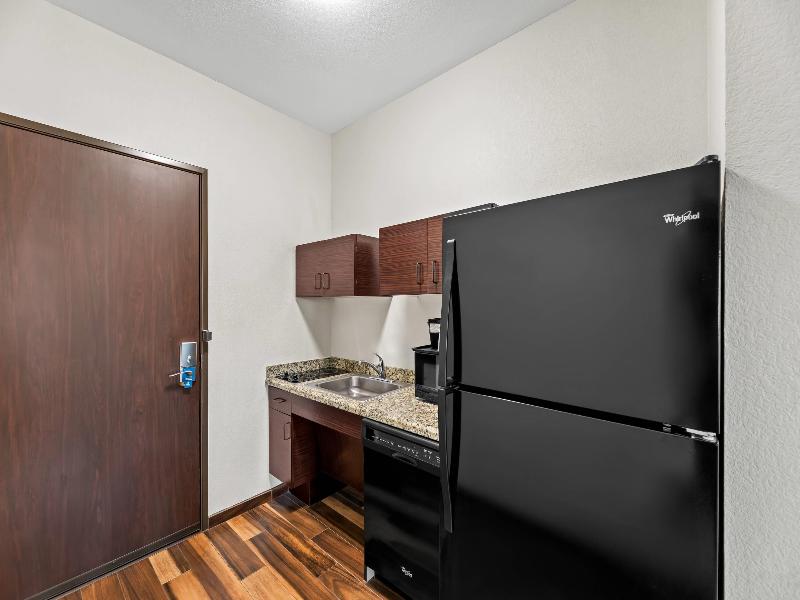 MainStay Suites Lufkin Area image