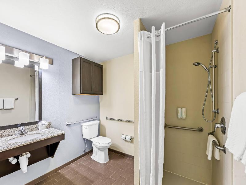MainStay Suites Lufkin Area image