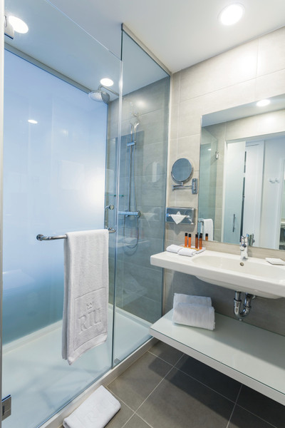 Hotel Riu Plaza New York Times Square image