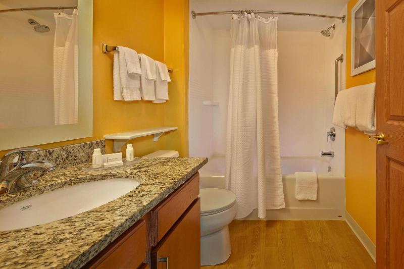 TownePlace Suites Boston Tewksbury/Andover image