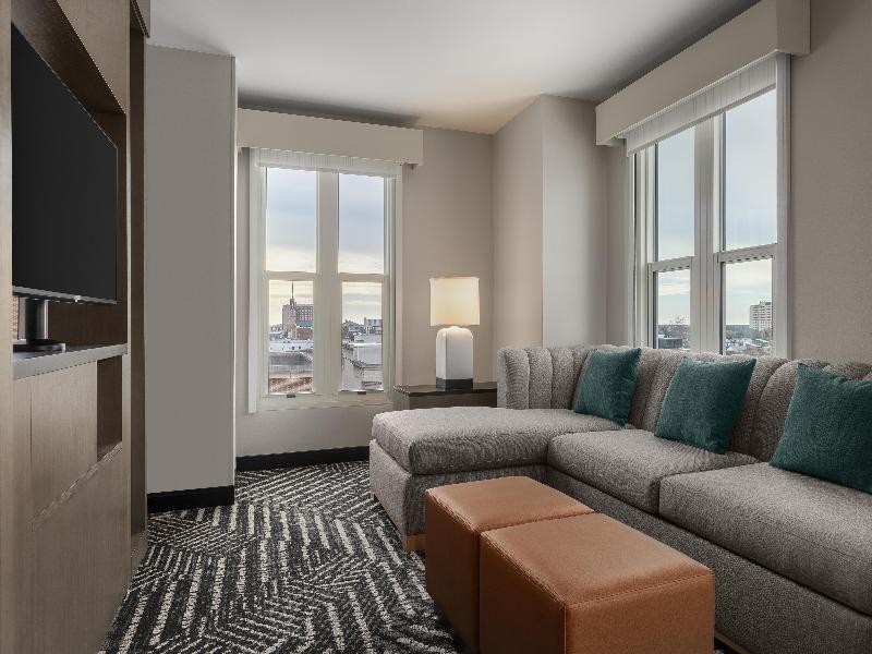 Hyatt House Charleston/Historic District image