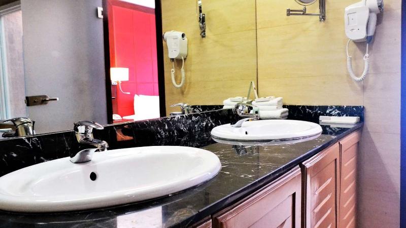 Best Western Plus Atlantic Hotel image