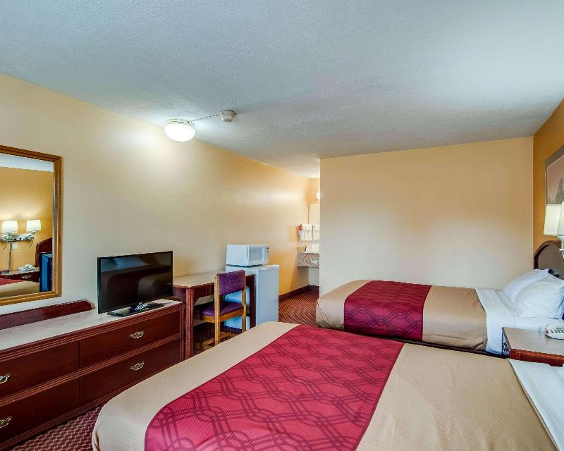 Econo Lodge Near Bluefield College image