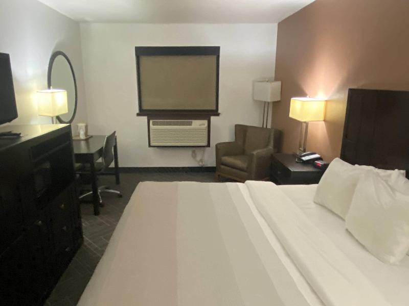 DOUBLE KING BED NON SMOKING — photo 6
