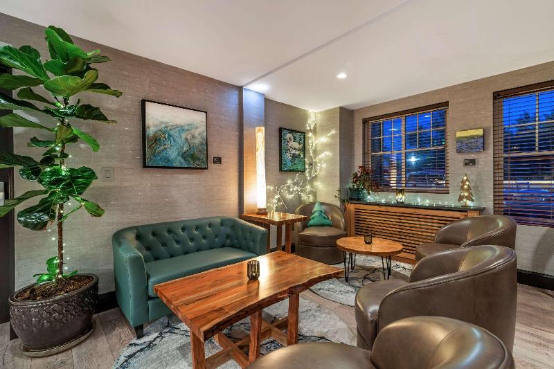 Maine Evergreen Hotel, Ascend Collection image