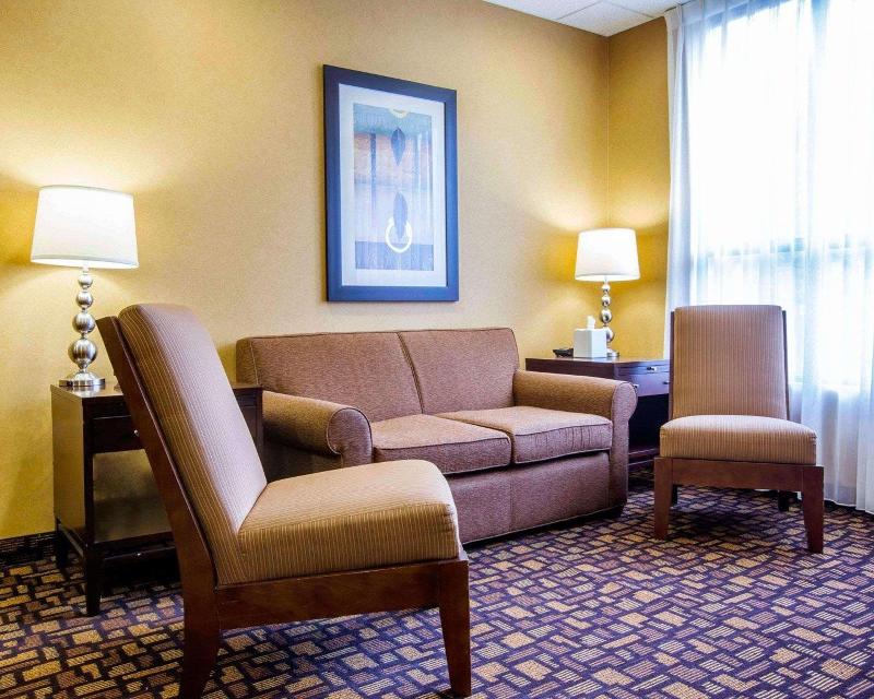 Comfort Inn & Suites adj to Akwesasne Mohawk Casin