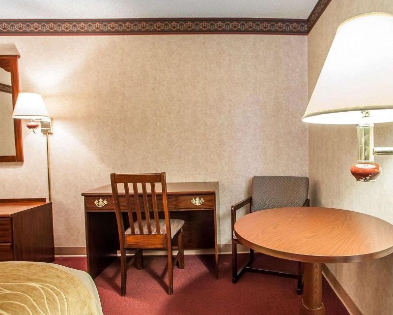 Quality Inn Midway image