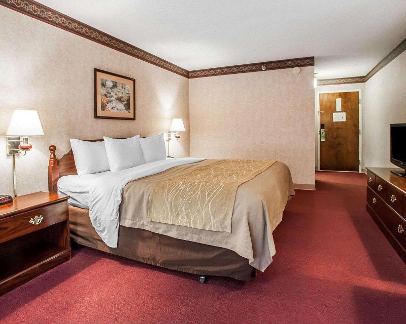 Quality Inn Midway image