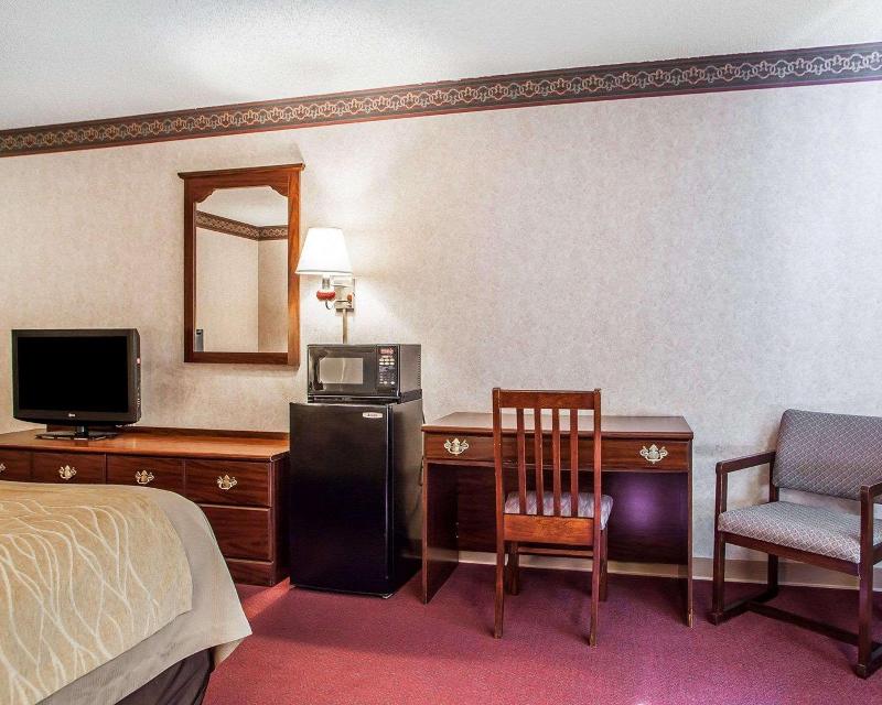 Quality Inn Midway image