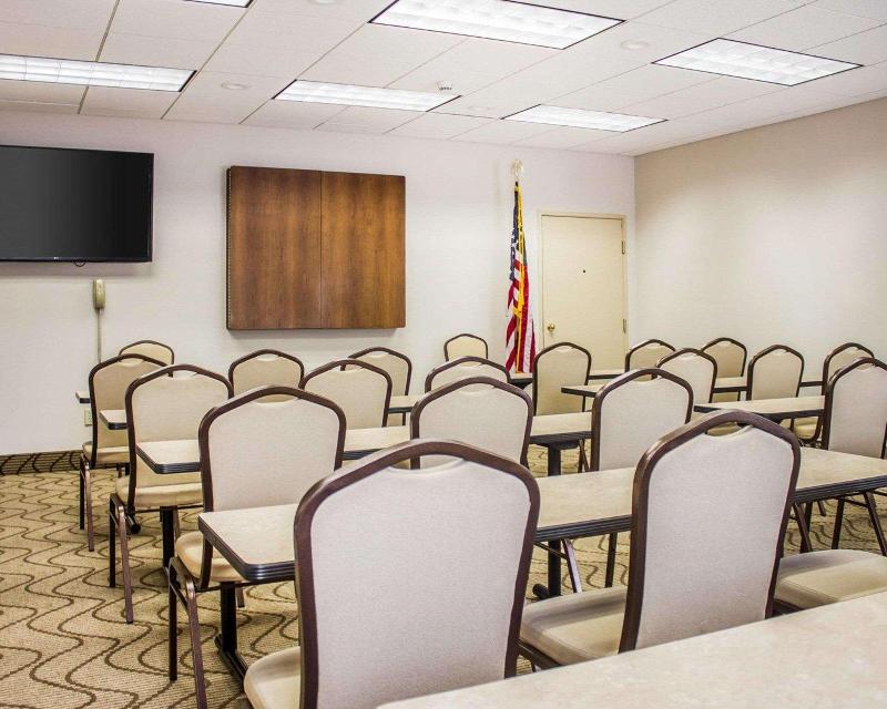 Comfort Inn & Suites located in Dayville image